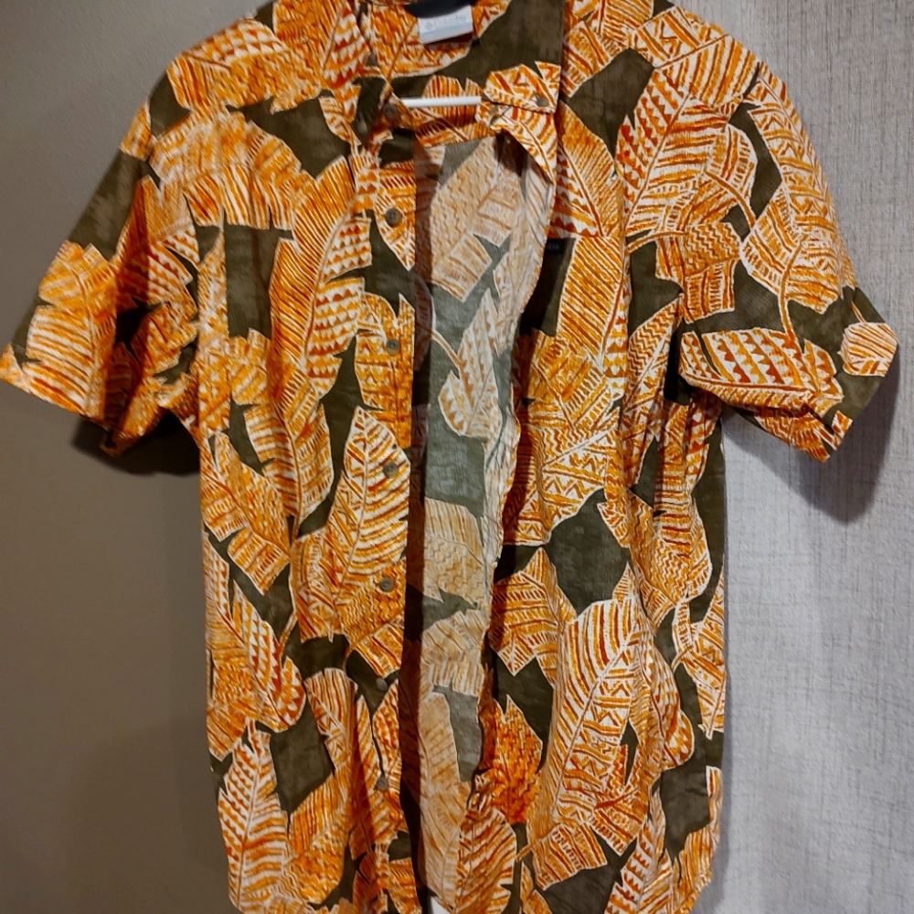Columbia Hawaiian men's shirt medium